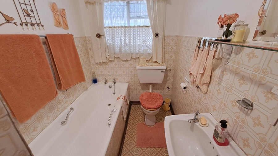 5 Bedroom Property for Sale in Universitas Free State